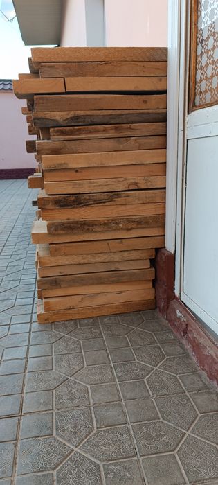 Тахта. Деревянные Обрезки