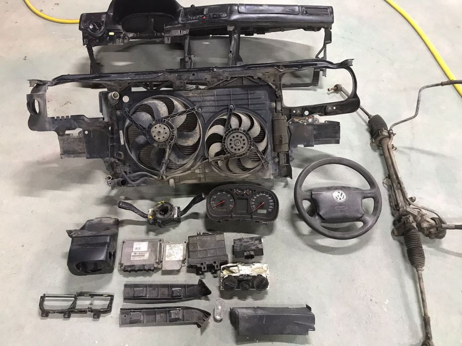 Детали Volkswagen Golf 4