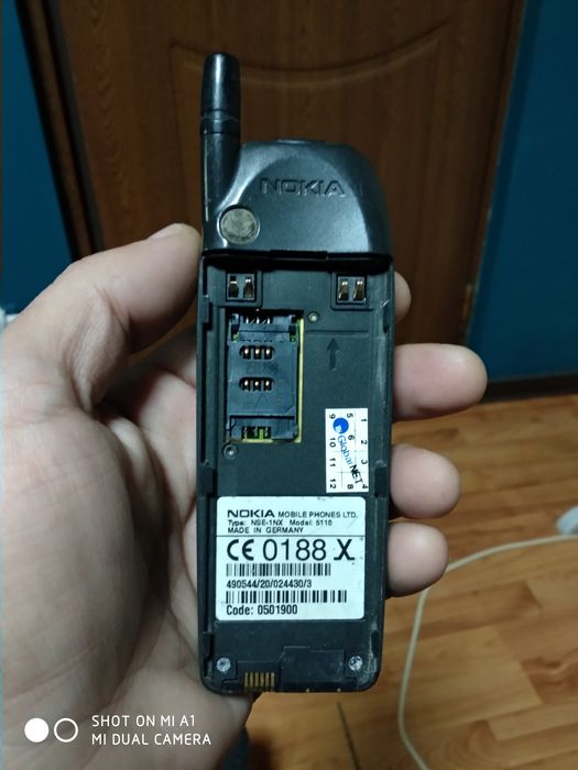 Vând tel vechi fara acumulator