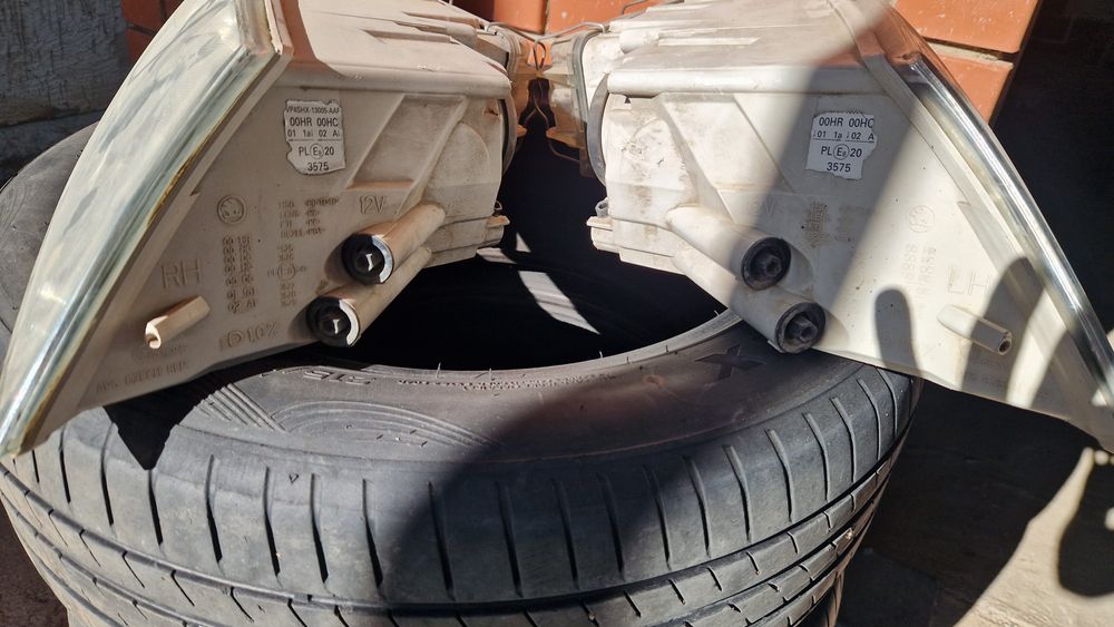 Продам фары шкода А5  до рест