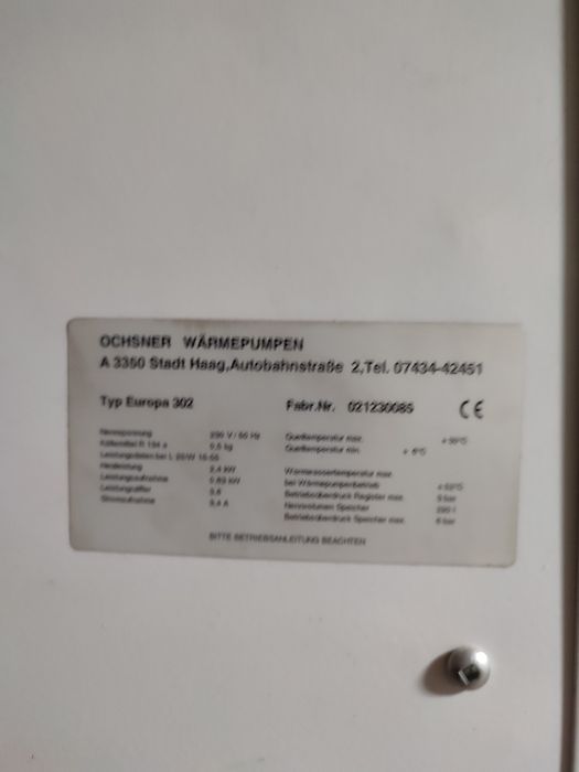 Vand. doua pompe de căldură pentru apa calda pe b așza de freona grun