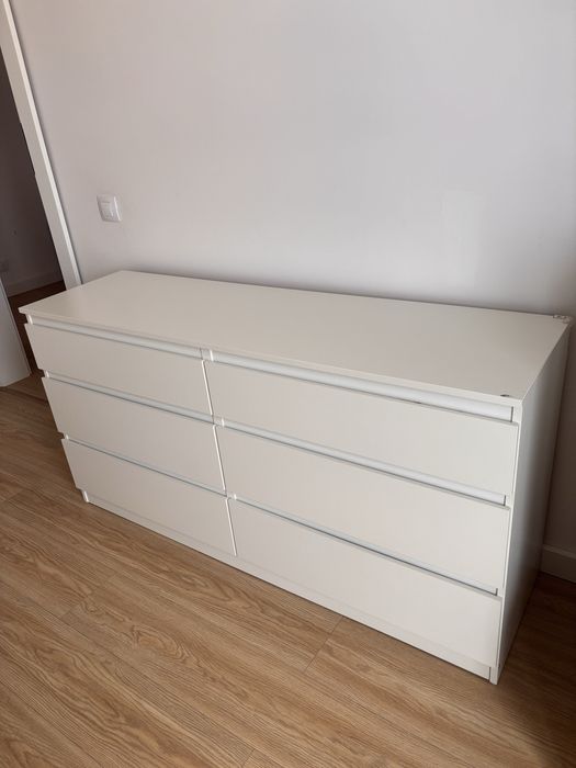 Comoda ikea foarte bine intretinuta