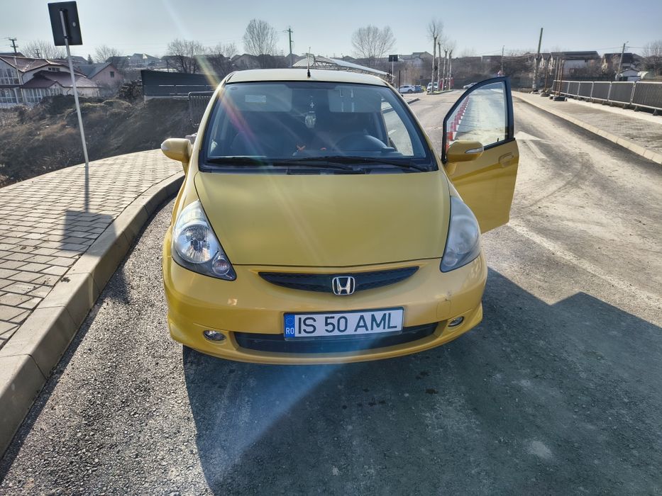 Vând honda jazz 2007