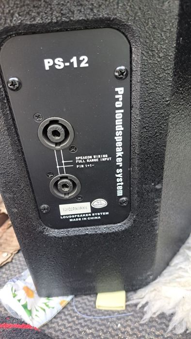 Продам колонки со штативами