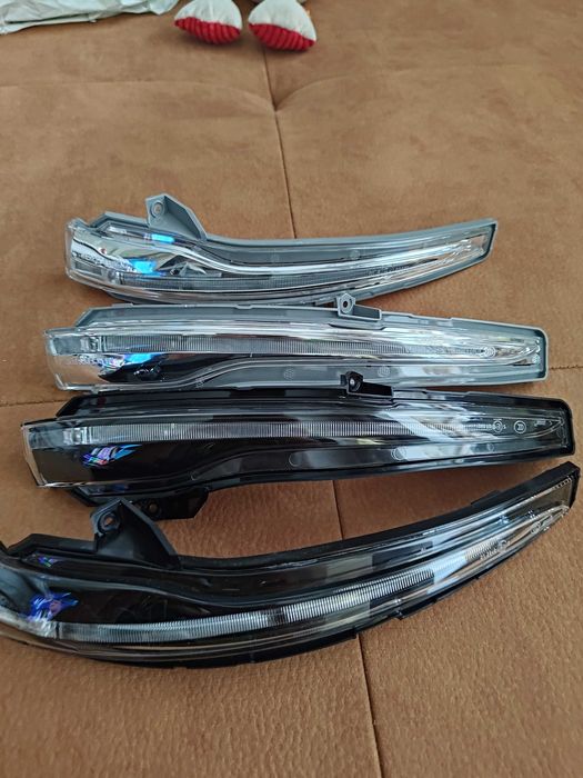 Мигач за Странично Огледало за Mercedes-Benz W205, W213, W222