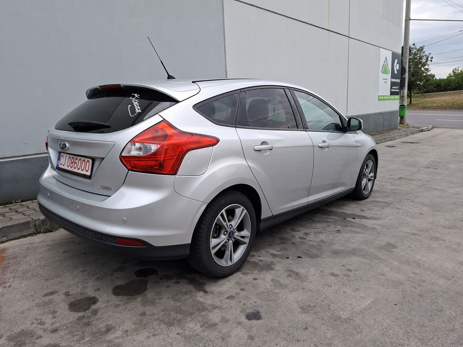 FORD Focus 2013 — imagine 5