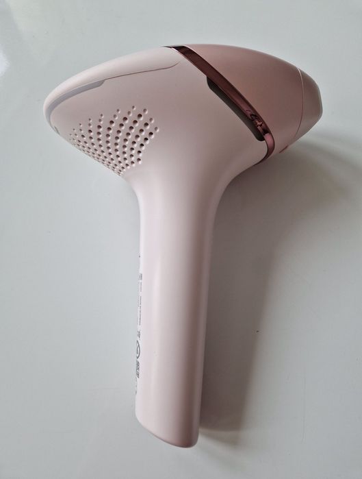 Philips Lumea 9000 Series (BRI/604) IPL фотоепилатор – отлично състояние