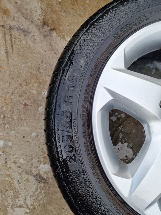 Set doua jante cu cauciucuri vara 205/55/16 Opel astra h,Zafira b