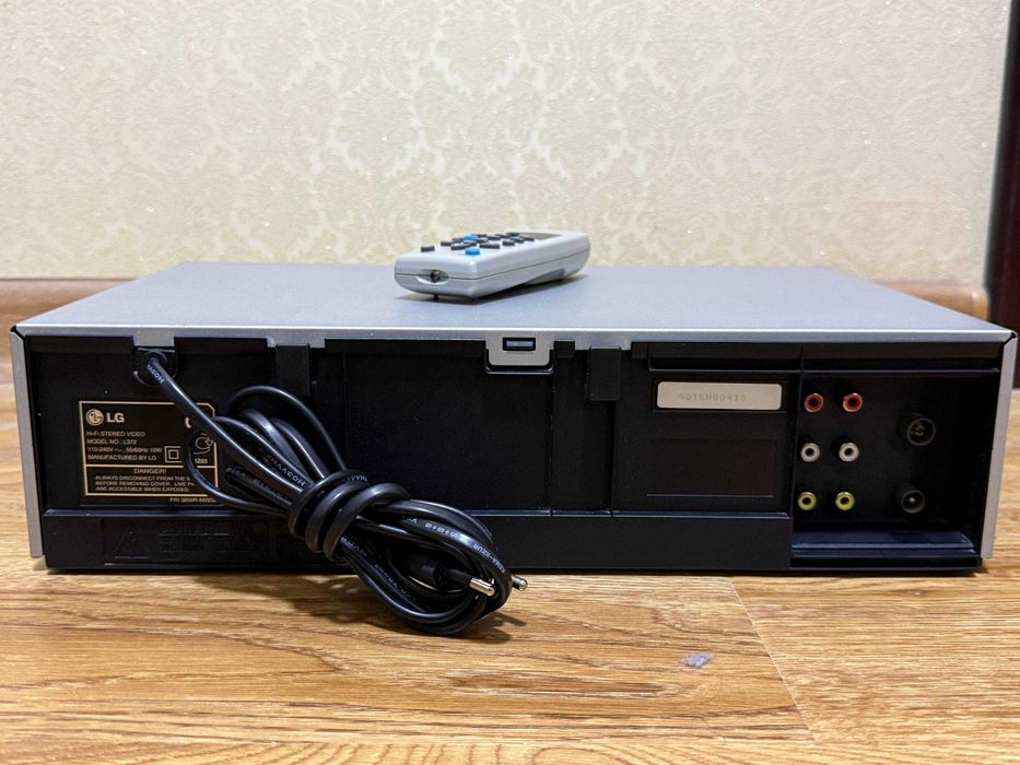 Видеомагнитофон LG 6-Head Hi-Fi Stereo. Made In Korea! [Новый]