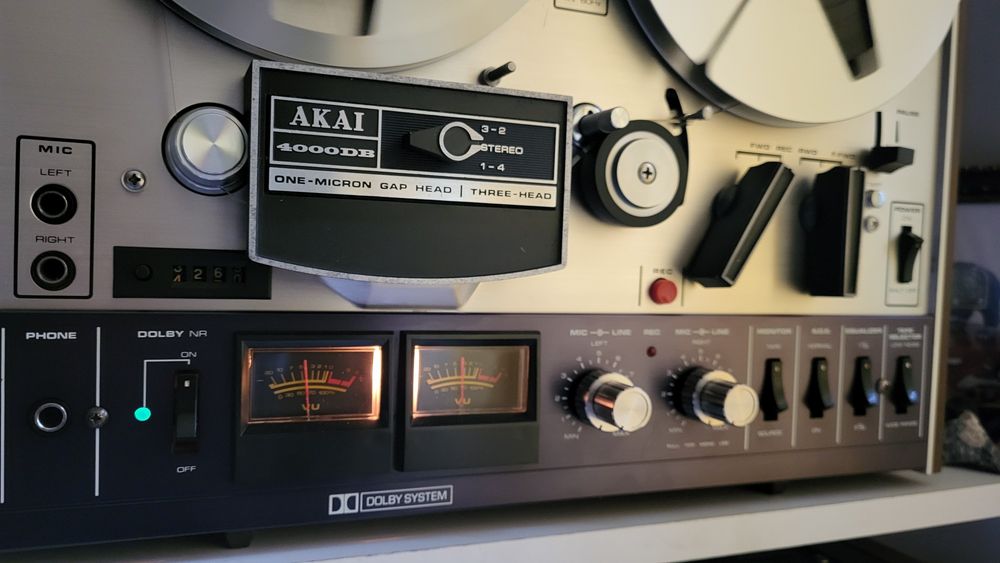 Magnetofon akai 4000 DB