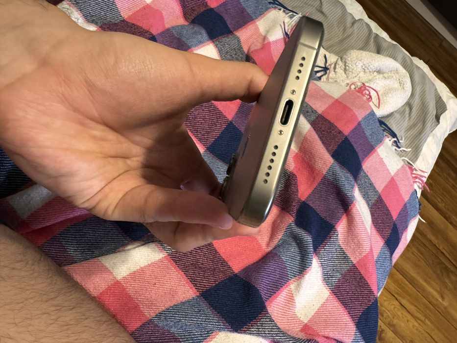 Обмен iPhone 16 Pro Max на Z Fold 6
