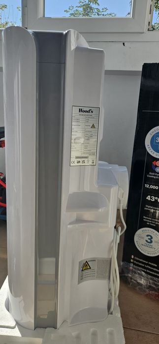 Aer condiționat portabil Woods Cortina Duo cu incalzire și dezumidificare