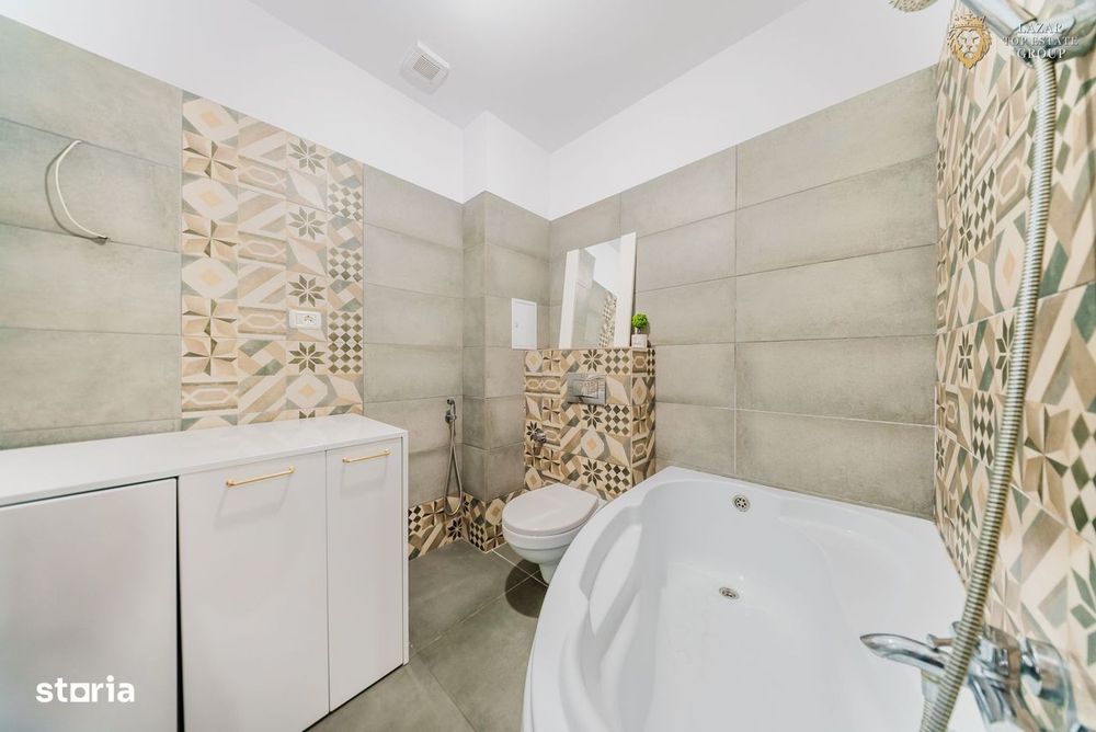 Apartament 3 camere de vânzare – Pârneava