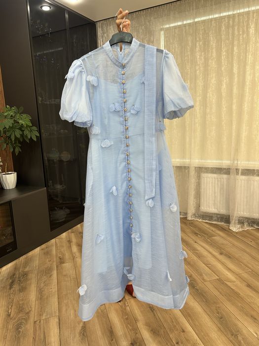 Вечернее и повседневное платья