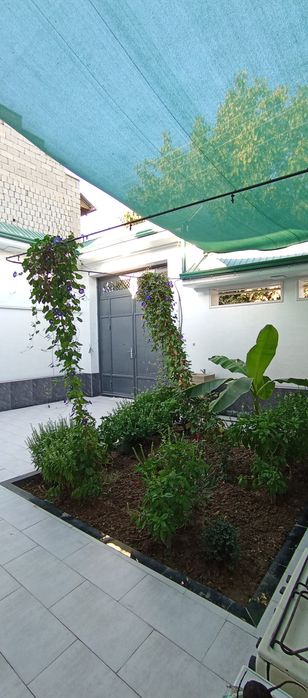 Ешонгузар  Райцентр  Нурхайот туйхонадан 2км кирганда участка сотила