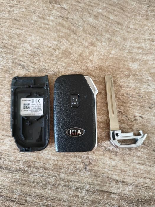 Смарт-ключ (бесключевой доступ ) Kia К7.