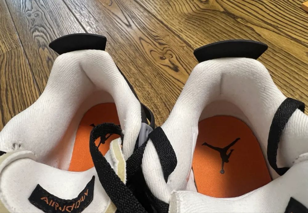 Jordan 4 Retro Starfish