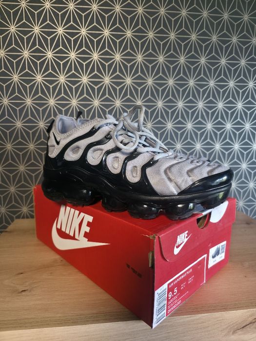 Продавам Nike VM