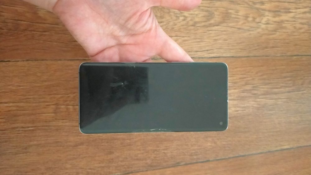 Samsung s10 телефоны