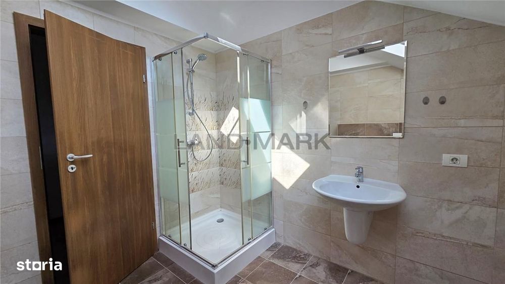 COMISION 0% DE INCHIRIAT Apartament 3 camere, 2 bai, str Barcelona
