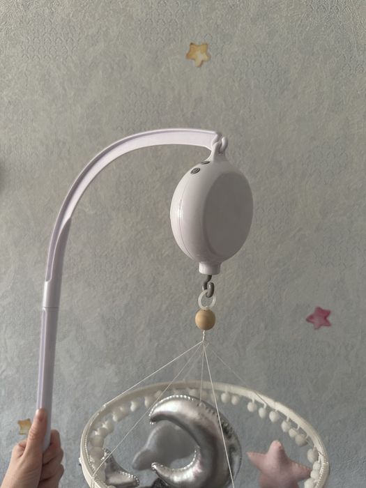 Продам мобиль с кронштейном