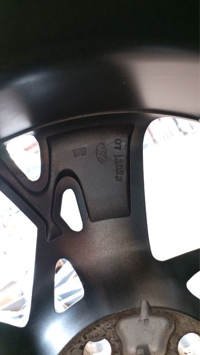 Диски оригинал Genesis G70 R19 4шт разнашироки