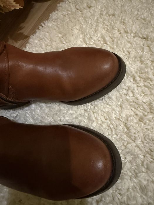 Cizme piele imblanite, stare foarte buna