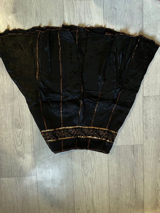 Уау, ещё юбка брюки джинсы