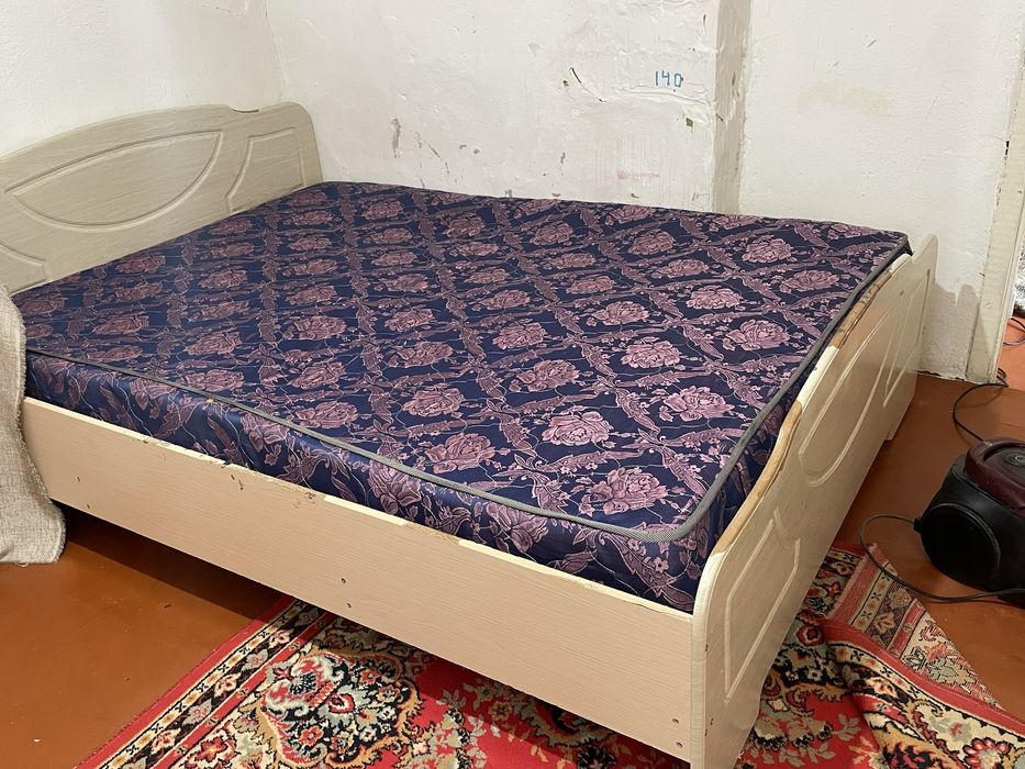 продам кровать БУ
