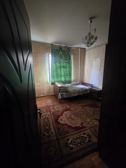 Срочно  сдаётся  квартира  сергели  2 3 ком рядом 6 школа