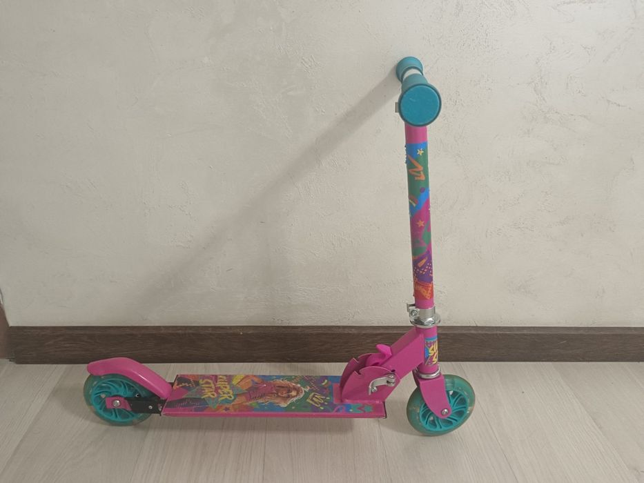 Продам детские самокаты