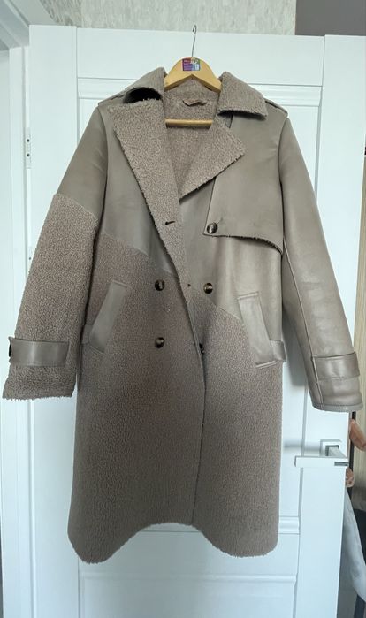 Пальто  женская