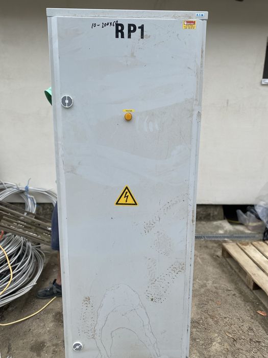 Vand tablouri electrice de metal