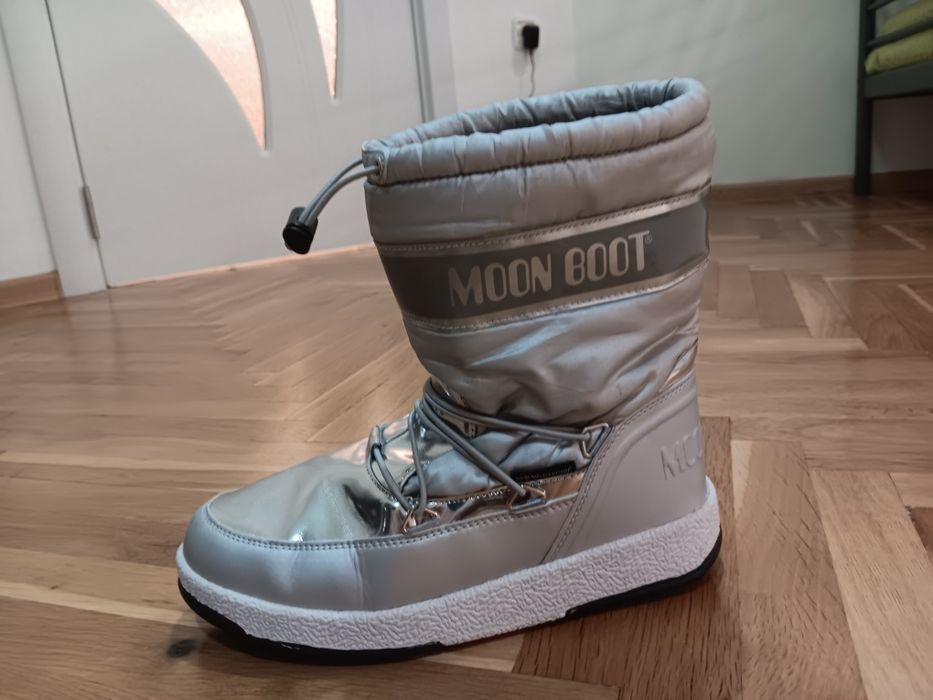 детски ботуши moonboot + crocs
