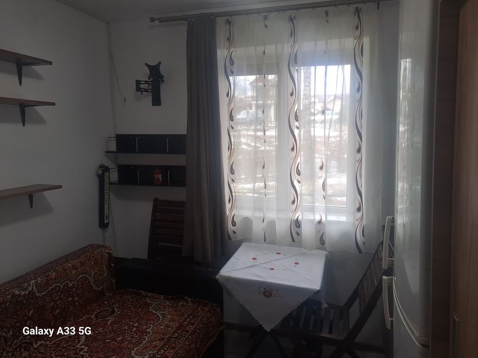 Garsoniră de închiriat, Falticeni