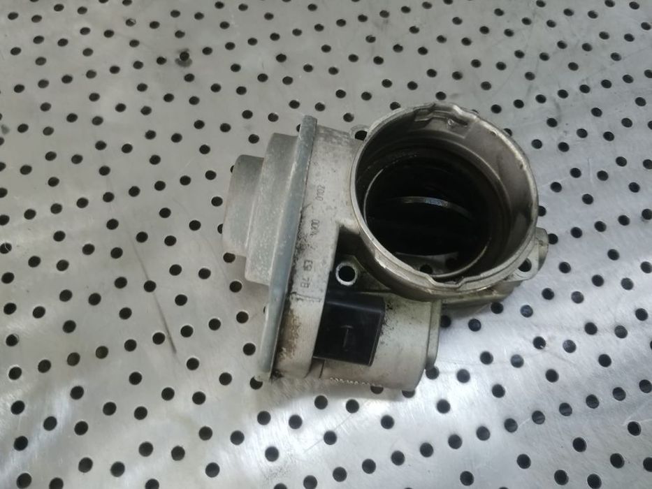 clapeta acceleratie 1.9 tdi 2.0 tdi vw golf 5 seat leon altea vw touran skoda octavia 2   038128063g