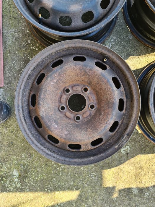 jante tabla R 15 ~ 5 x 108 ~ Ford Focus Fiesta Fusion