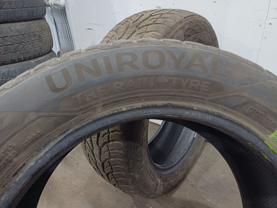 Шины 205/55 R16 Uniroyal пара.