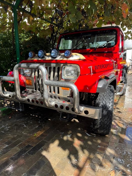 Jeep CJ 4x4 – 1984 – 2.5 benzină – manuală 5 trepte + reductor – proiect off-road