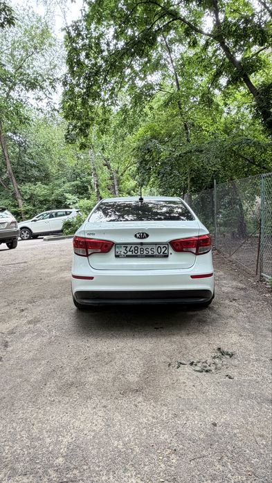 Kia Rio  2015 год  с пробегом