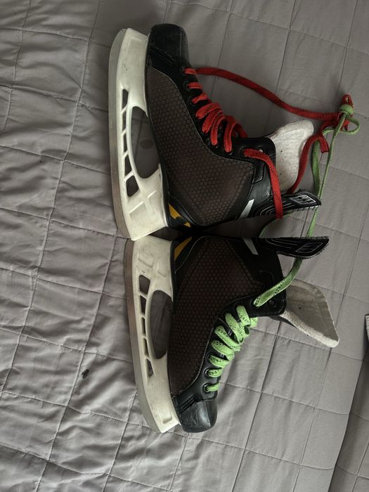 Продам коньки Bauer supreme 43 размер