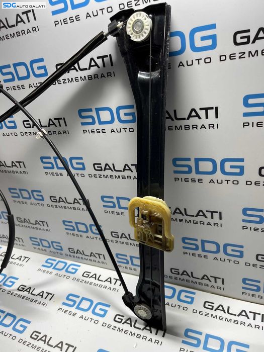 Macara Electrica Geam de pe Usa Portiera Stanga Fata Skoda Rapid 2013 - 2022 Cod 5JA837461 [D0182]