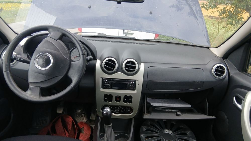 Продава се само на части Dacia Logan 1.5 dci 80кс 2012