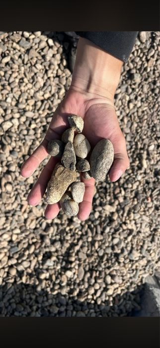 Agregate balastiere:nisip ,balast ,piatra concasata ,pamant