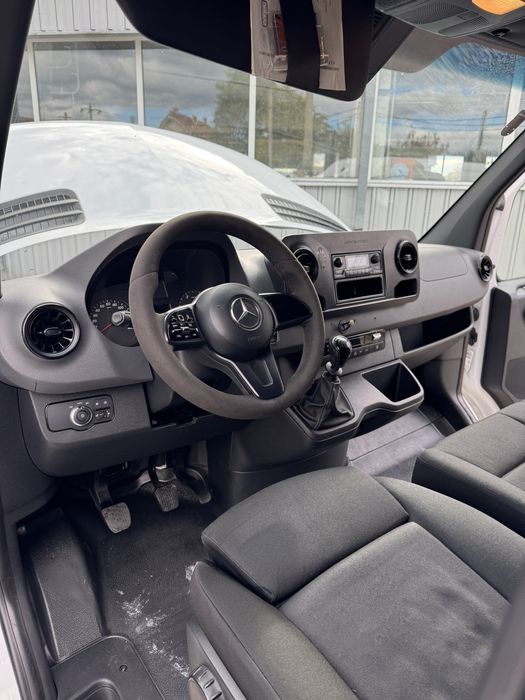 Mercedes Benz Sprinter 316 2019 AC Pilot Navi