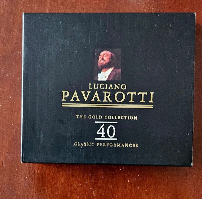 Луксозен двоен CD LUCIANO PAVAROTTI 40 Hits