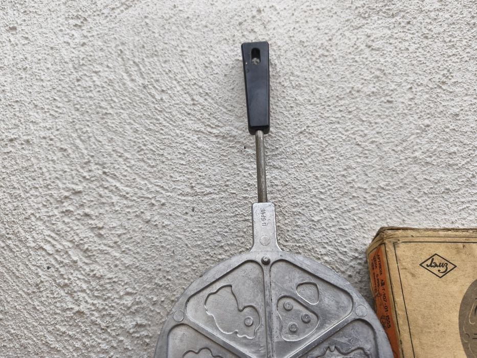 Руска плоча за гофрети / преса за сладки