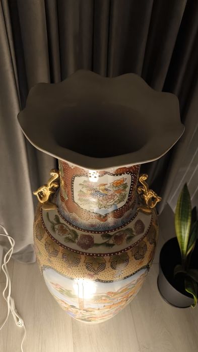 Vază porțelan pictată manual