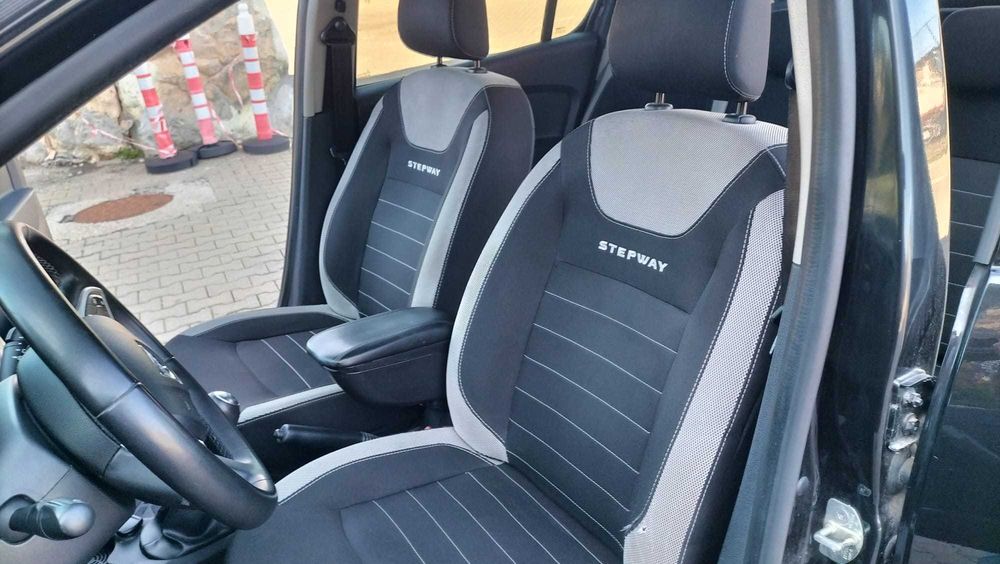 Dacia SANDERO STEPWAY LAUREATE, 1,5 dCi, 90 CP, an 2017, 58.000 km, 7.650 € EURO negociabil