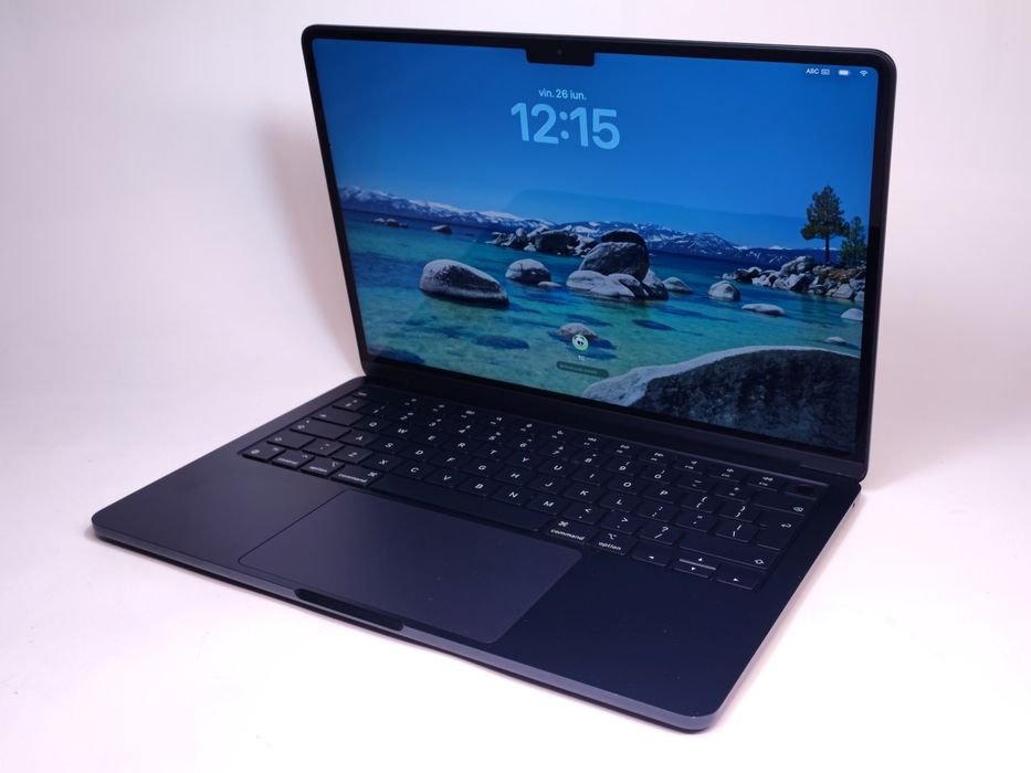 Apple Macbook Air 13 2022 A2681 Apple M2 SSD256/8GB RAM | #D93983